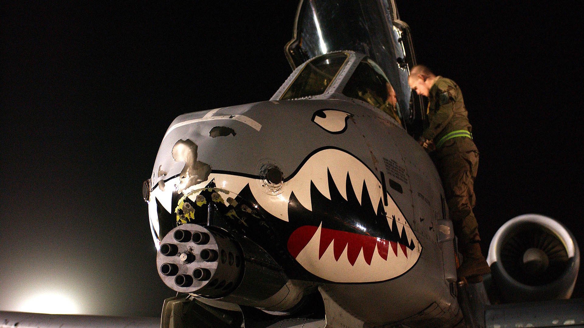 JIU YOU GAME-伊朗队在巴黎奥运会比赛中展现出高效的传球配合，伊朗转播奥运会女子项目